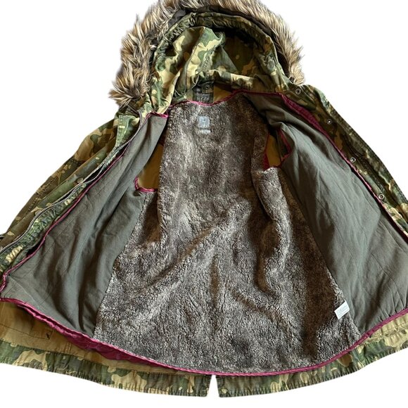 Gap Camo Print Jacket Coat Anorak Faux Fur Lined Hood Zip-Out Lining Size Small - Picture 7 of 16